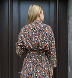 Maitlandmeg Humla Eldklotter Cape Dress