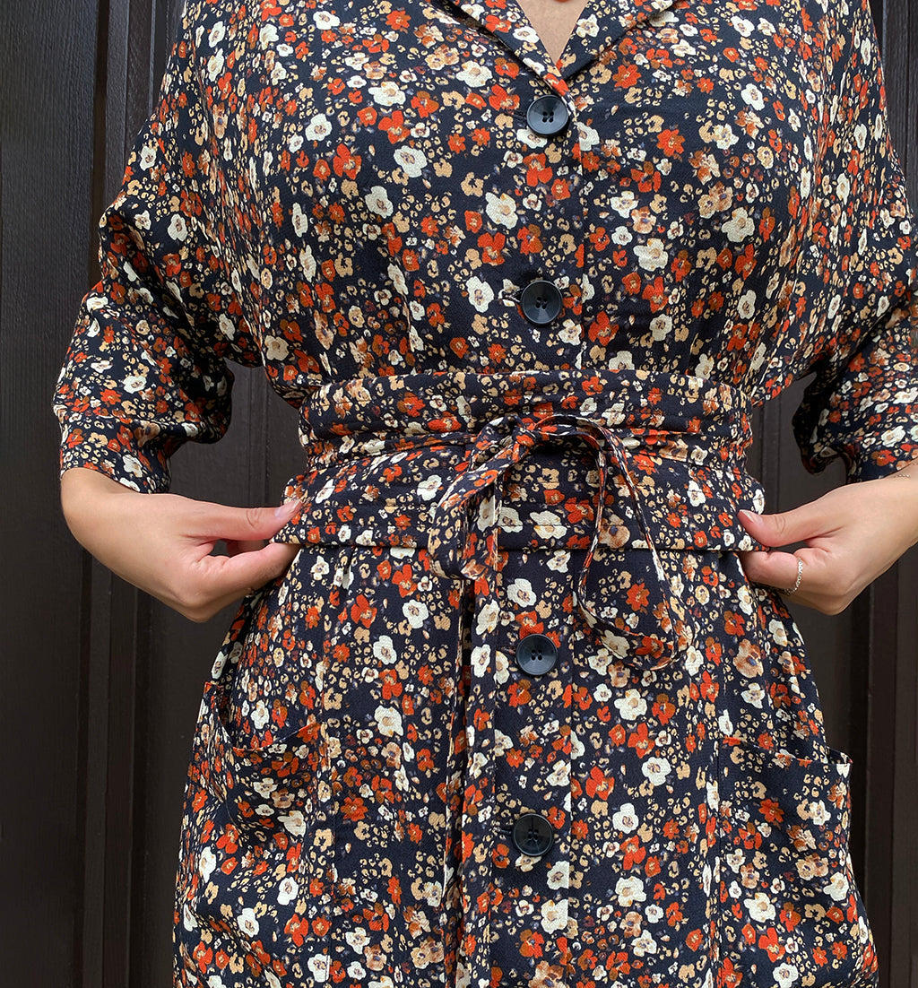 Maitlandmeg Humla Eldklotter Cape Dress